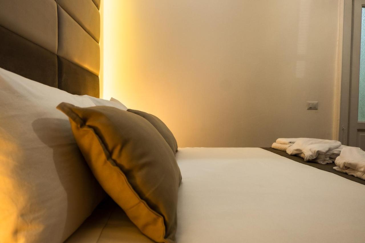 Caracciolo18 - Gb Apartment Napoli Ngoại thất bức ảnh